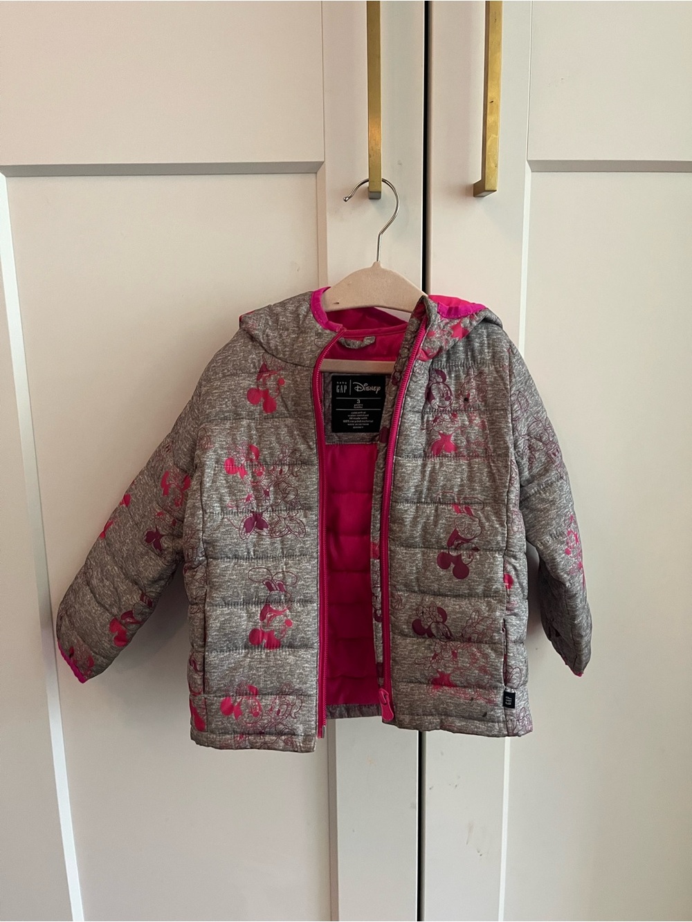 Minnie Mouse Girls' Gray Puffer Jacket with Pink Lining & Print